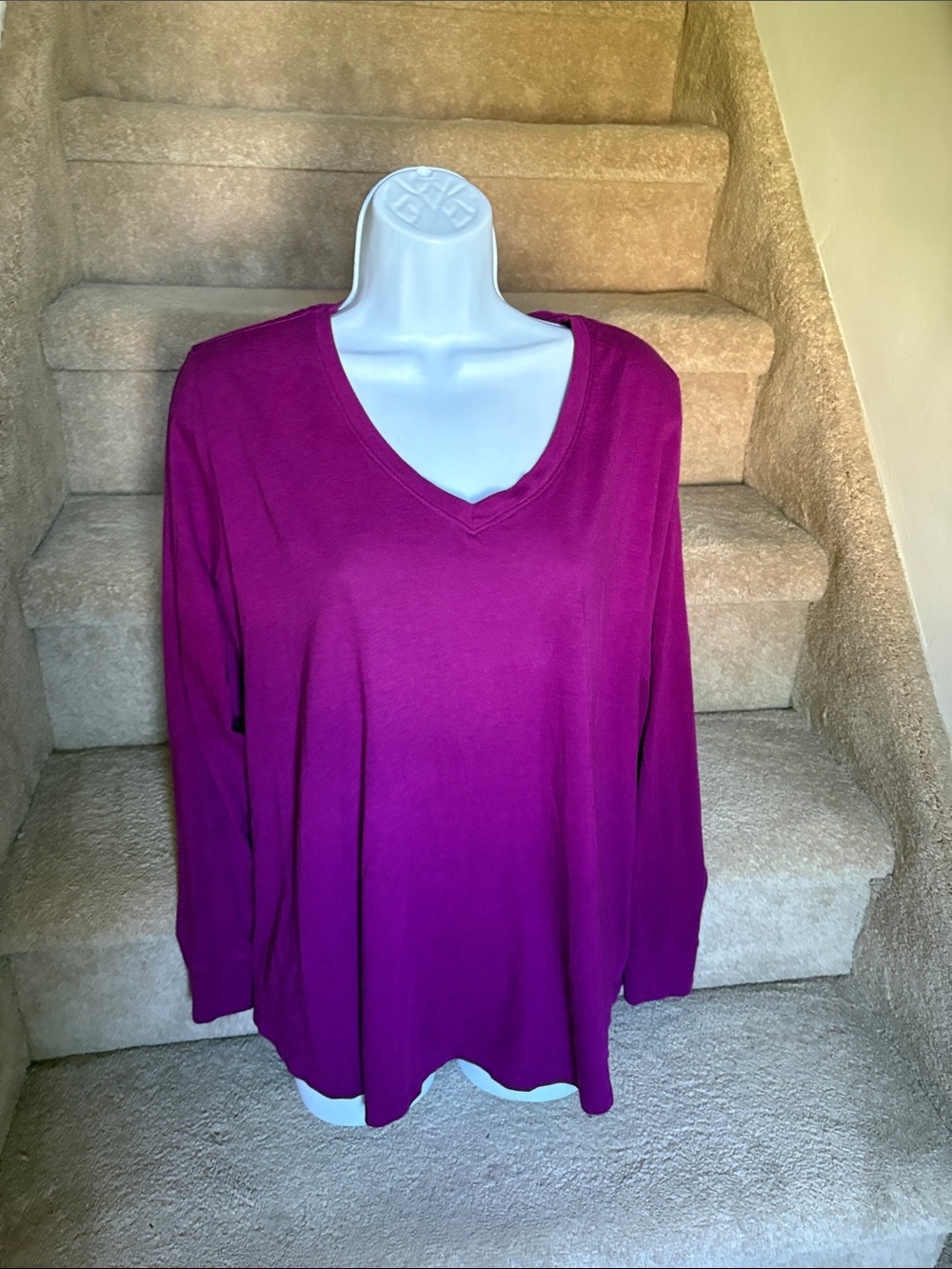 Terra & Sky Long Sleeve V-Neck Top with Ling Sleeves in Magenta in 1X